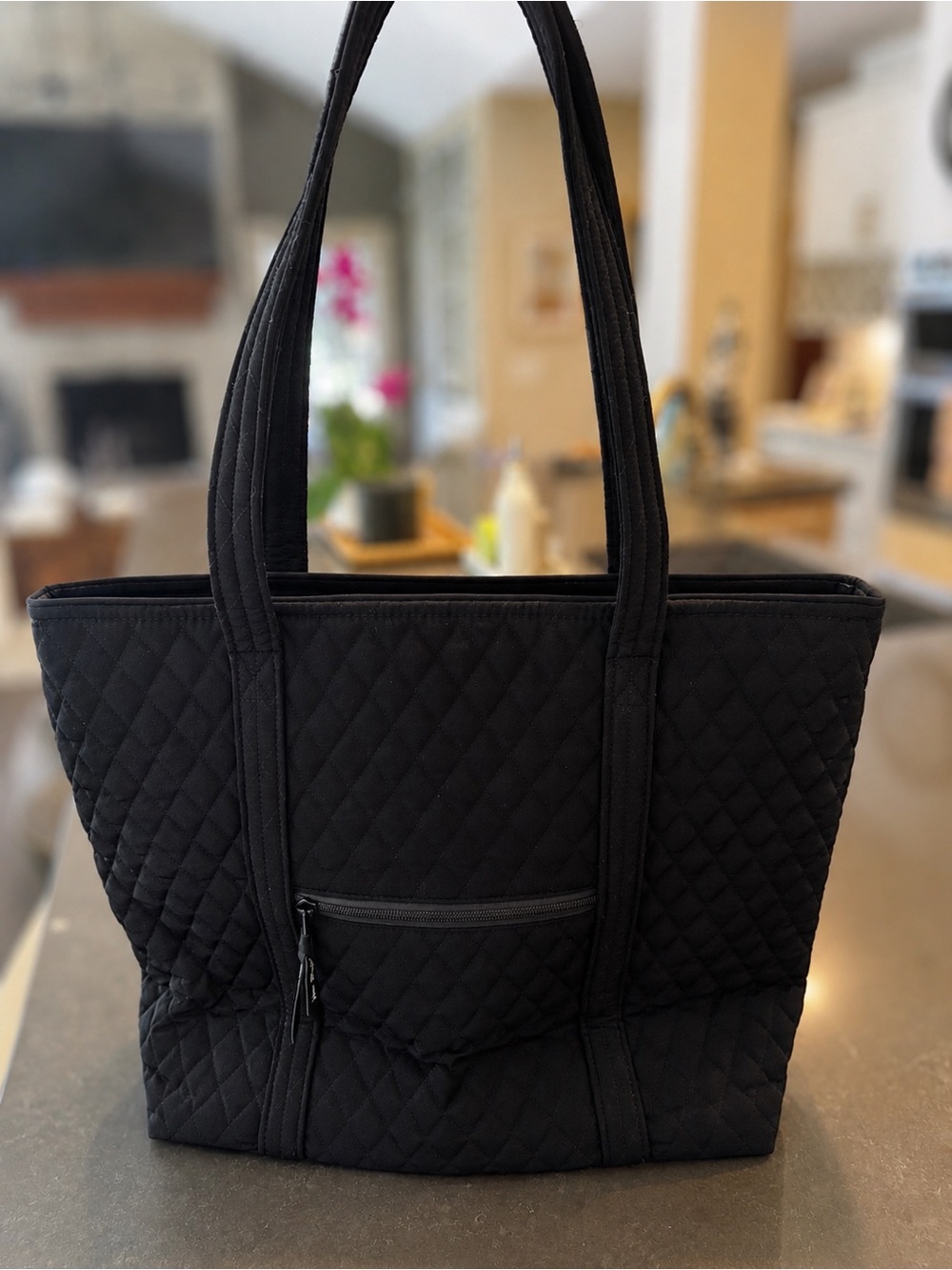 Vera Bradley Vera Large Tote Black Quilted Floral Lining Like New